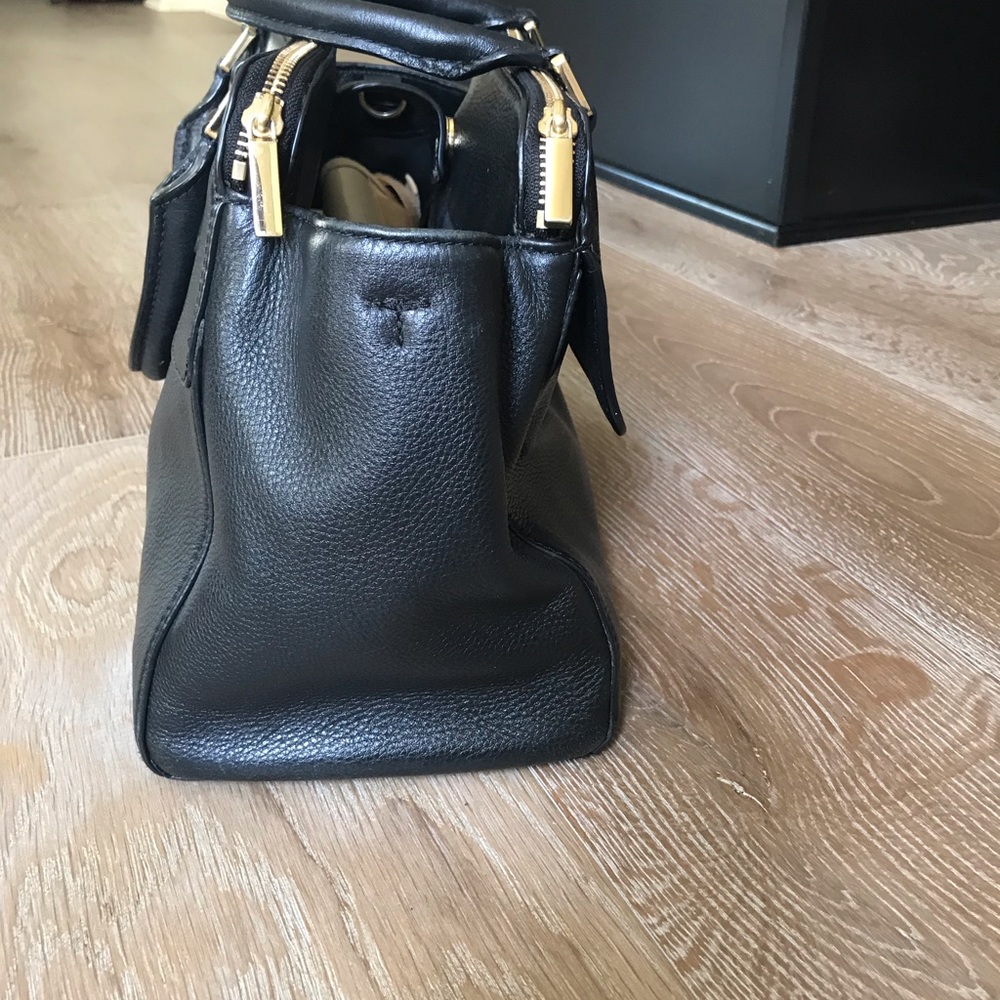 Handbag - Picture 2 of 4